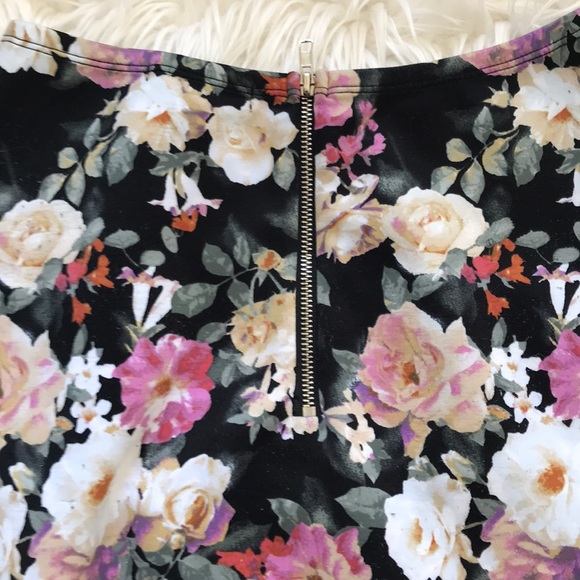 Floral skater skirt - Picture 3 of 3